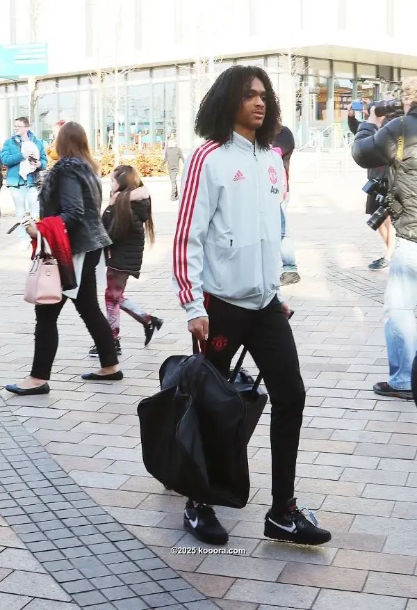 ?i=corr%2f107%2fkoo_107387