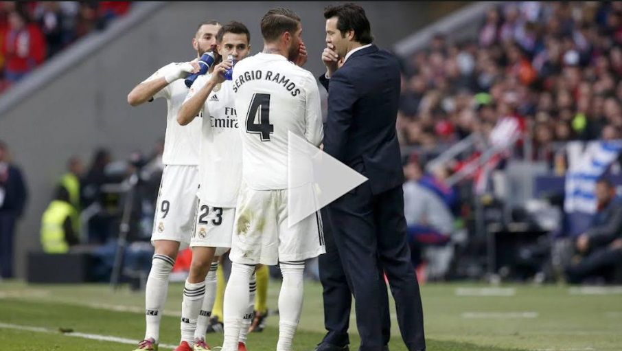 سولاري مع لاعبي ريال مدريد