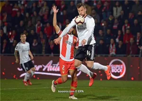 ?i=epa%2fsoccer%2f2019-02%2f2019-02-18%2f2019-02-18-07379526_epa