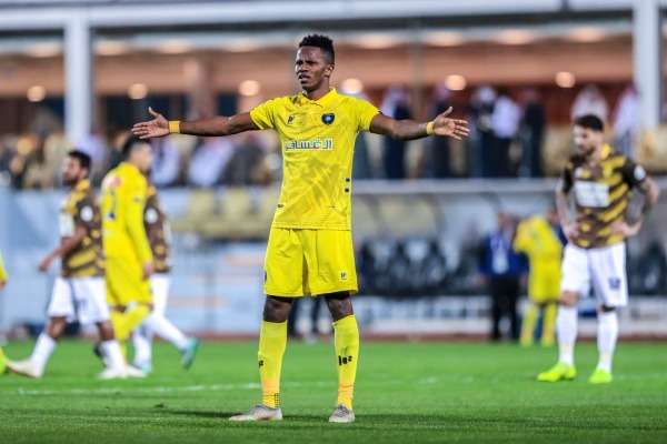 عبدالفتاح آدم