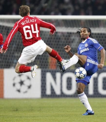 2010-10-19t183541z_01_mos122_rtridsp_3_soccer-champions_reuters