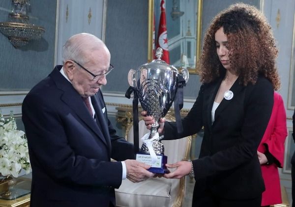 من استقبال السبسي لبطلات العرب 