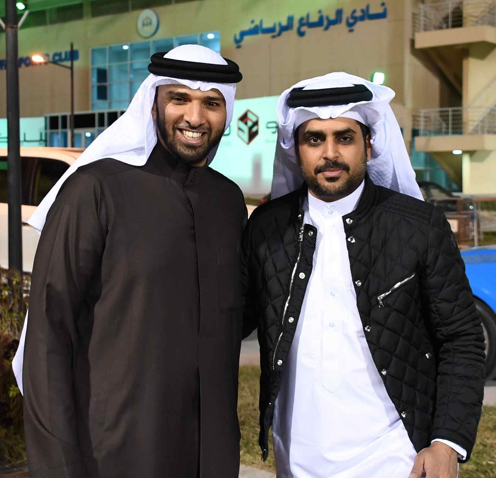 رئيس الاتحاد البحريني مع رئيس نادي الرفاع