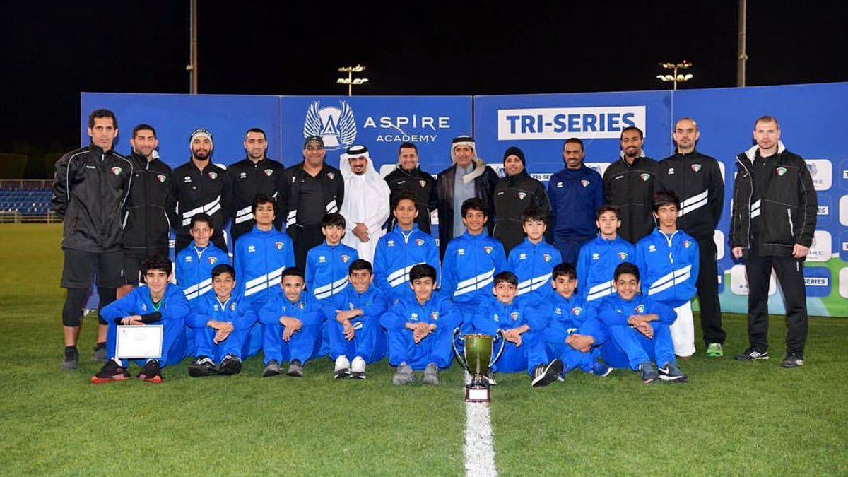 تتويج منتخب البراعم