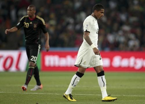 الالماني جيروم بواتينيج اليسار وشقيقه لاعب غانا كيفين برنس بواتينج