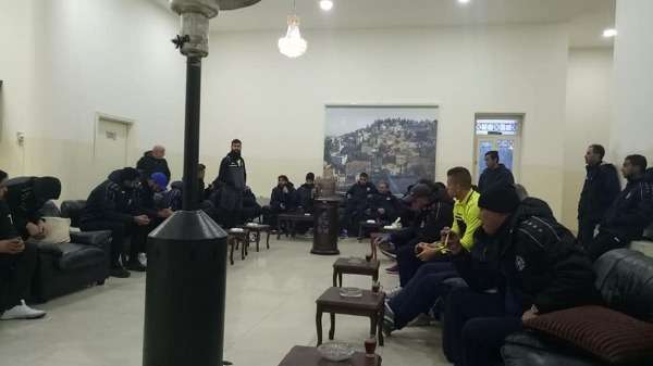 من تجمع اللاعبين لتسلم المكافآت