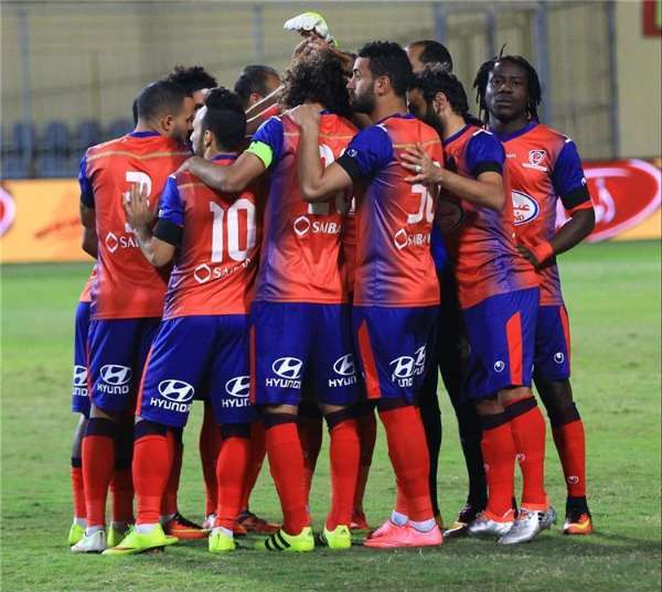 لاعبو بتروجيت