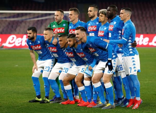 نابولي
