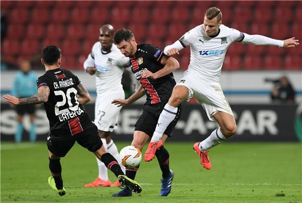 من لقاء ليفركوزن أمس