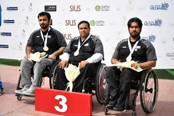 جانب من التتويج