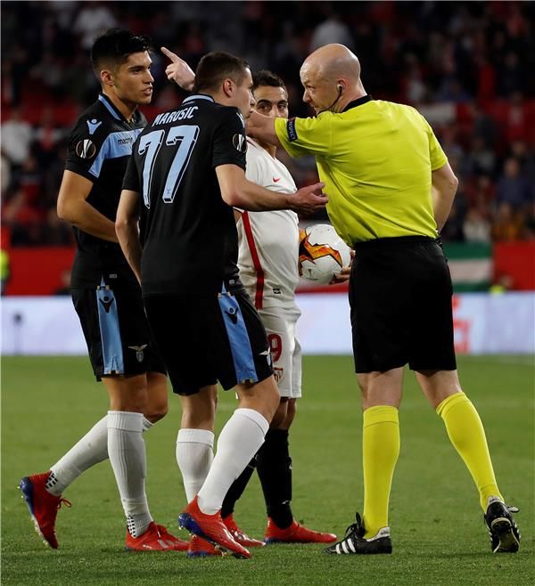 لحظة طرد ماروسيتش