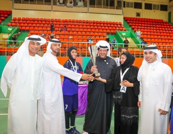 تتويج فريق النصر