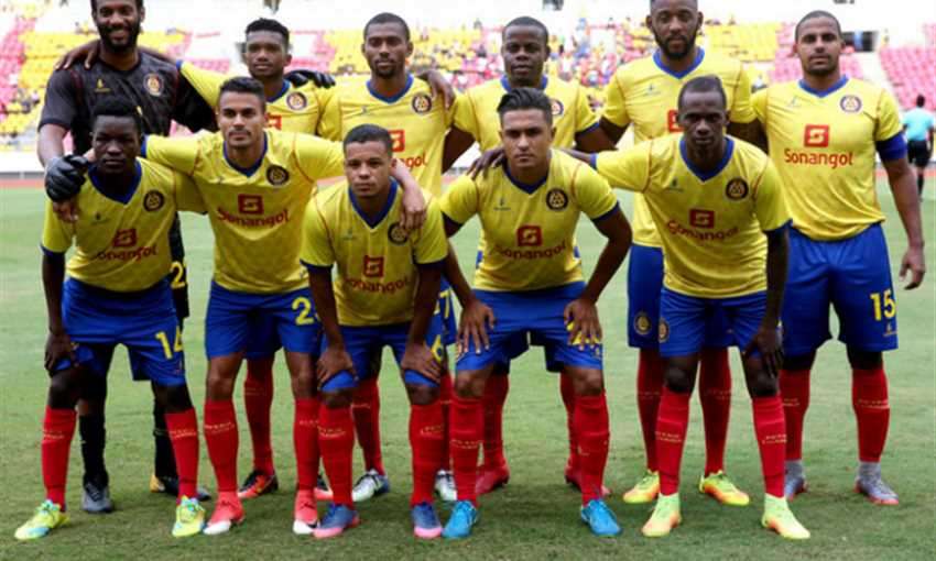 لاعبو بيترو أتليتكو