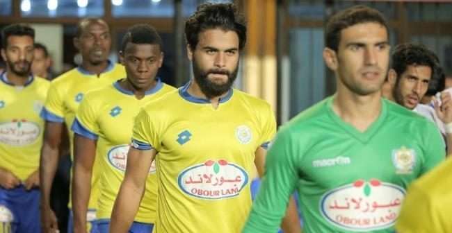 عماد حمدي مع فريقه