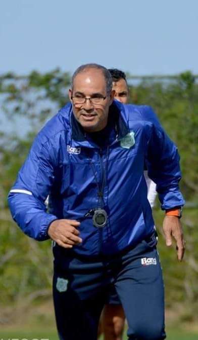 الزاكي بادو