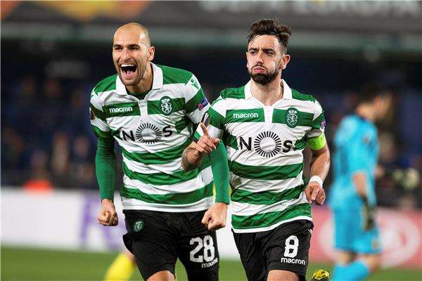 برونو فيرنانديز (على اليمين)