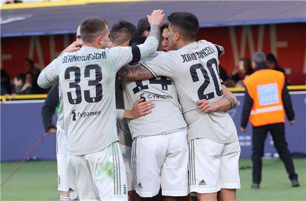 لاعبو يوفنتوس 