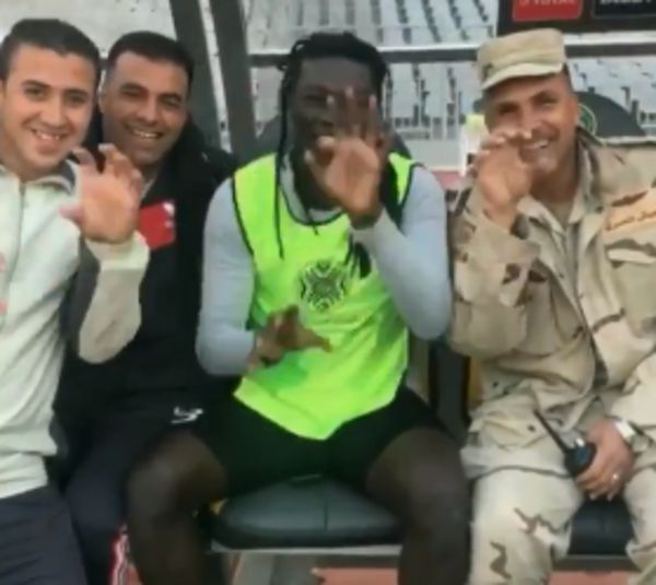 جوميز مع الجماهير