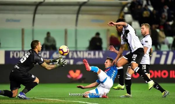 ?i=reuters%2f2019-02-24%2f2019-02-24t180531z_851695171_rc1250283120_rtrmadp_3_soccer-italy-par-nap_reuters