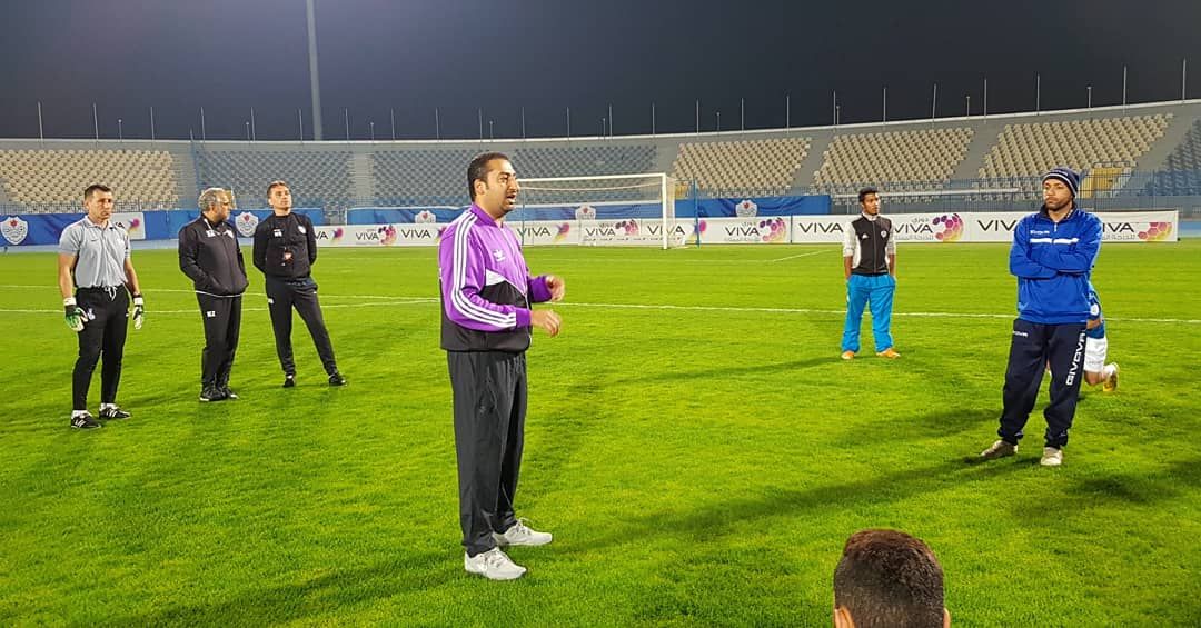 كنكوني مع لاعبي الشباب