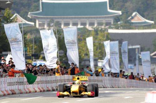 2010-10-03t092415z_01_seo115_rtridsp_3_korea_reuters