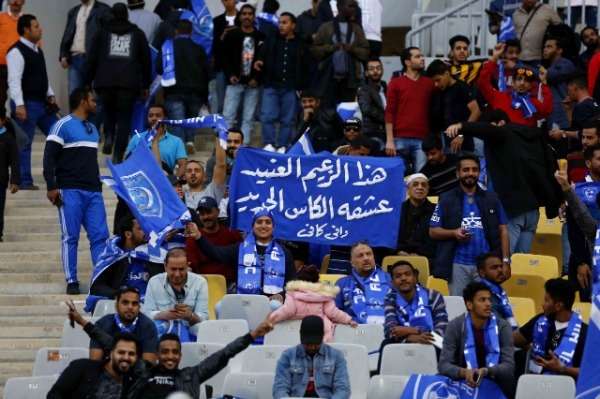 جانب من الحضور الجماهيري 