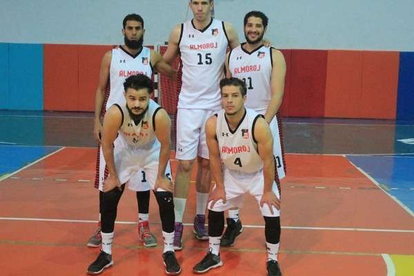 لاعبو المروج