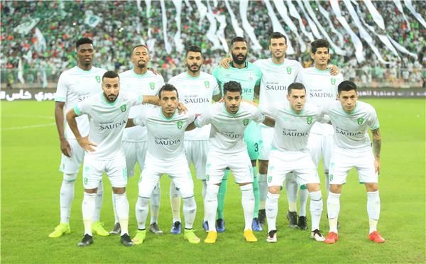 لاعبو الأهلي 