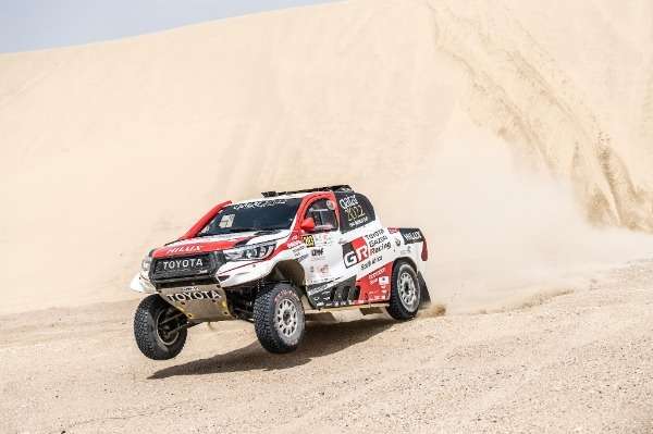  ناصر العطية 