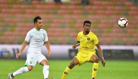 خوسيه خورادو