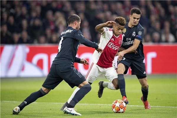 سيرجيو راموس في مباراة أياكس