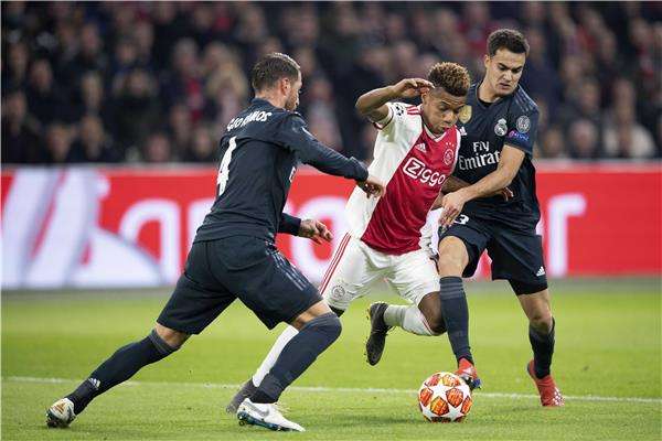 سيرجيو راموس في مباراة أياكس