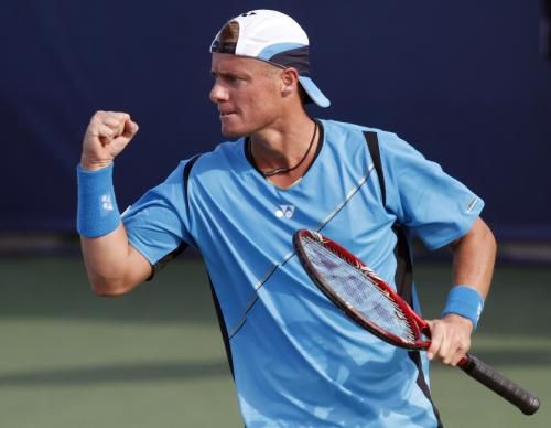 2010-08-17t222134z_01_cin28_rtridsp_3_tennis-men-cincinnati_reuters