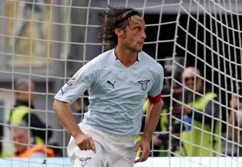 2010-10-24t144638z_01_gsp09_rtridsp_3_soccer-italy_reuters