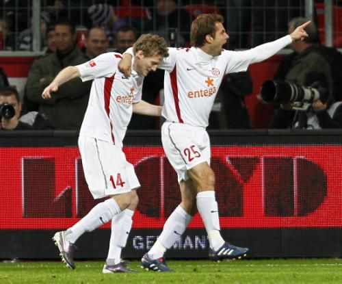 2010-10-24t170445z_01_wr09_rtridsp_3_soccer-germany_reuters