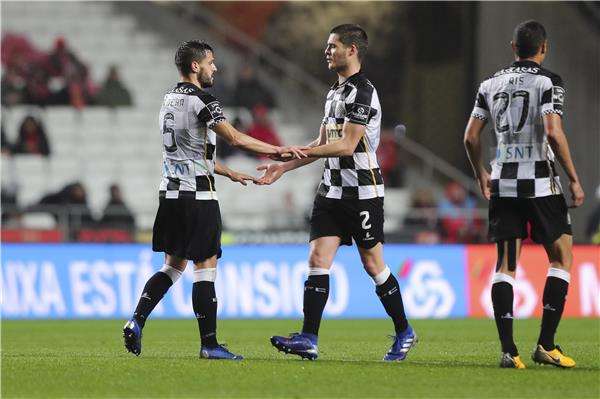 لاعبو بوافيستا