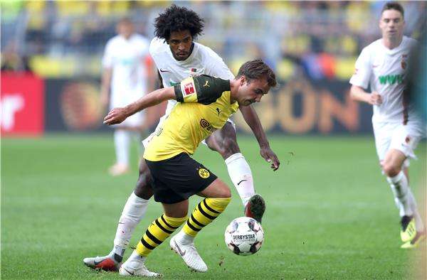 مواجهة سابقة بين دورتموند وأوجسبورج