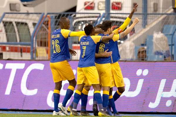 فرحة لاعبي النصر - تصوير أحمد يسري