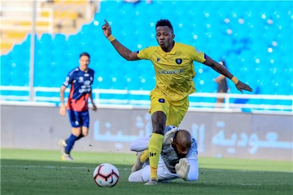  عبدالفتاح آدم