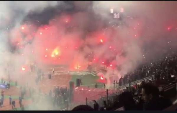 مدرجات الجيش بالكلاسيكو