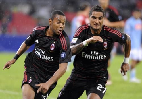 2010-10-25t213337z_01_mxr14_rtridsp_3_soccer-italy_reuters
