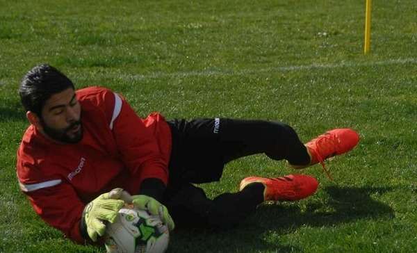  الحارس مكرم البديري 