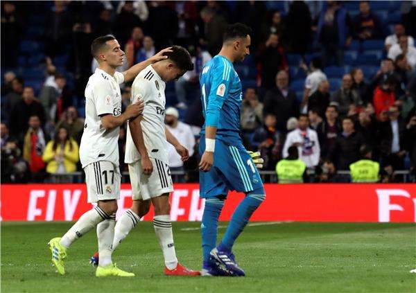 حزن لاعبي ريال مدريد بعد الخروج من الكأس 