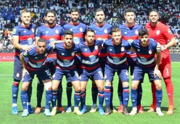 لاعبو الافريقي 