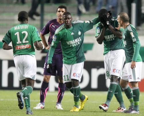 2010-10-26t205904z_01_rpr08_rtridsp_3_soccer-france-cup_reuters