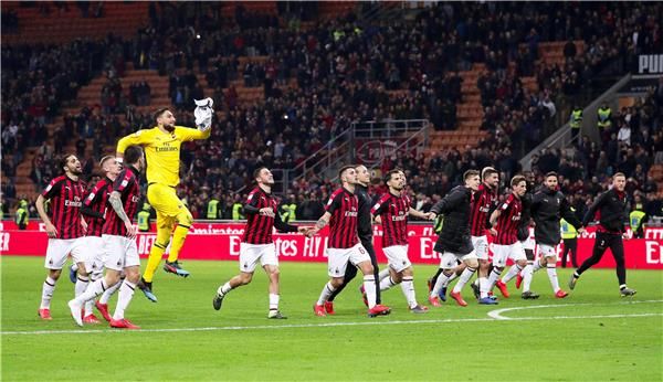 لاعبو ميلان