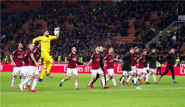 لاعبو ميلان