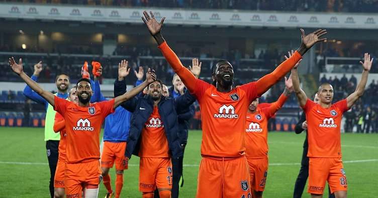 باشاك شهير - أرشيفية