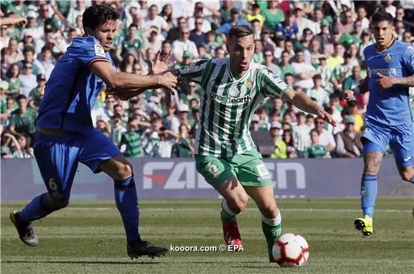 ?i=epa%2fsoccer%2f2019-03%2f2019-03-03%2f2019-03-03-07411374_epa