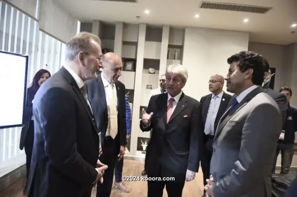 ?i=corr%2f112%2fkoo_112352